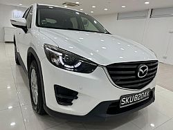 Mazda CX-5 SkyActive-G 2.0 LED 2015 White Rear Entertainment